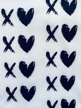 Load image into Gallery viewer, XO Swaddle

