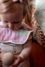 Load image into Gallery viewer, Collar Bib-Flamingo
